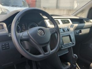 Volkswagen Caddy Maxi 2.0 TDI Bluemotion   - Foto 9