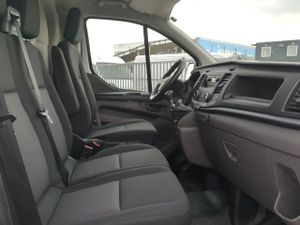 Ford Transit Custom 2.0 TDCI 130Cv L2H2   - Foto 9