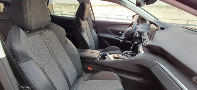 Peugeot 3008 1.5 BlueHDI EAT8 S&S ALLURE    - Foto 18