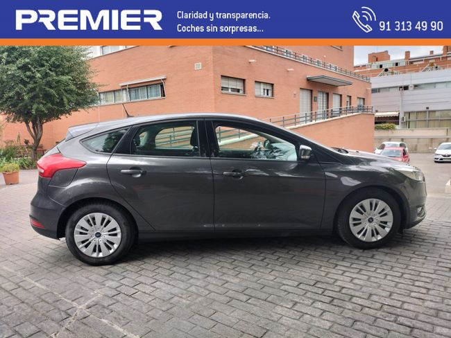 Ford Focus 1.5 TDCI E6 TREND   - Foto 2