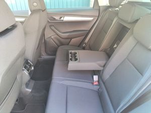 Skoda Karoq 2.0 TDI AMBITION   - Foto 17