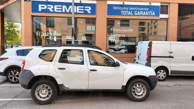 Dacia Duster 1.6 GLP AMBIANCE   - Foto 2