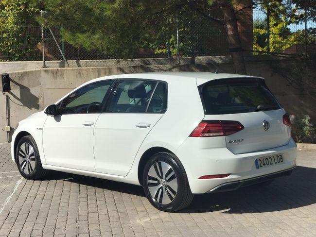 Volkswagen e-Golf E-POWER   - Foto 4