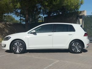 Volkswagen e-Golf E-POWER   - Foto 8