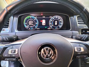 Volkswagen e-Golf E-POWER   - Foto 13