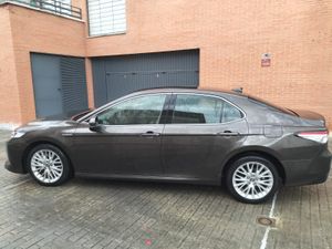 Toyota Camry Hybrid 2.5 220H ADVANCE   - Foto 8