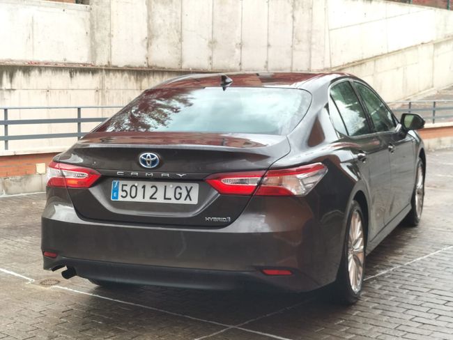 Toyota Camry Hybrid 2.5 220H ADVANCE   - Foto 4