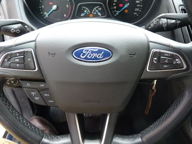 Ford Focus 1.5 TDCI E6 TREND+   - Foto 11