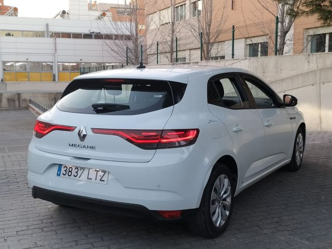 Renault Megane 1.5 DCI LIFE BLUE   - Foto 4