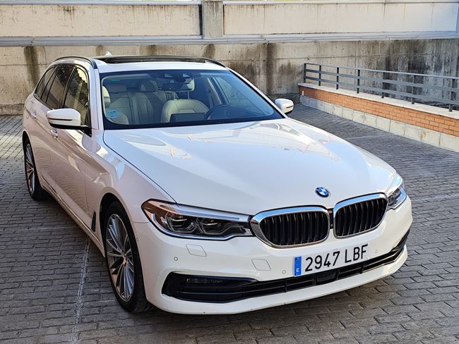 BMW Serie 5 Touring 520 dA xDRIVE   - Foto 4