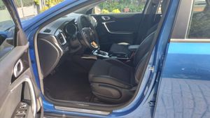 Kia XCeed 1.6 GDI PHEV e-Drive   - Foto 6