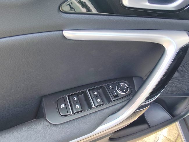 Kia XCeed 1.6 GDI PHEV e-Drive   - Foto 11