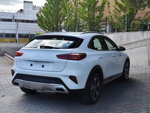 Kia XCeed 1.6 GDI PHEV e-Drive   - Foto 4