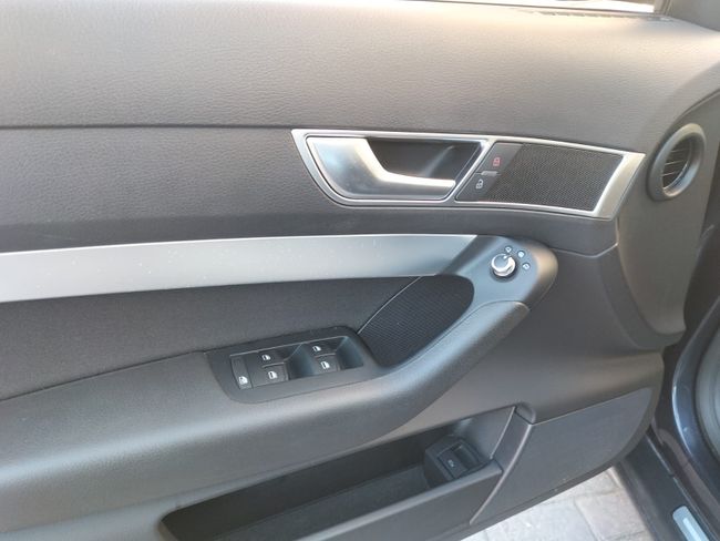 Audi A6 2.0 TDI MULTITRONIC   - Foto 10