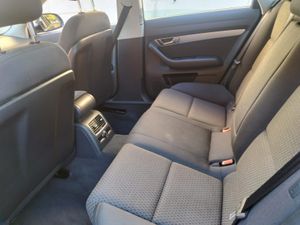 Audi A6 2.0 TDI MULTITRONIC   - Foto 16