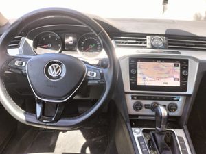 Volkswagen Passat 1.6 TDI DSG ADVANCE   - Foto 10