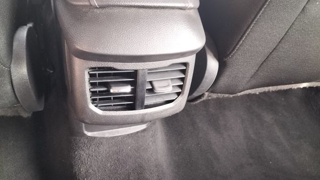 Ford Mondeo 2.0 TDCI SPORTBREAK TREND   - Foto 18