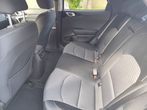 Kia XCeed 1.6 GDI PHEV e-Drive   - Foto 19