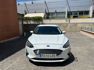 Ford Focus 1.5 ECOBLUE TITANIUM SPORTBREAK   - Foto 6