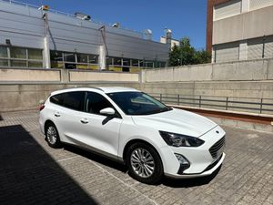 Ford Focus 1.5 ECOBLUE TITANIUM SPORTBREAK   - Foto 5