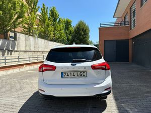 Ford Focus 1.5 ECOBLUE TITANIUM SPORTBREAK   - Foto 8