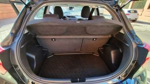 Toyota Yaris 100H 1.5 ACTIVE HYBRID   - Foto 19