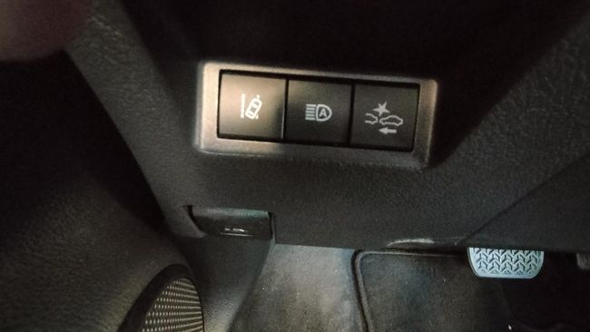 Toyota Yaris 100H 1.5 ACTIVE HYBRID   - Foto 8