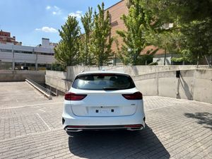 Kia Ceed 1.6 GDI PHEV e-Drive   - Foto 7
