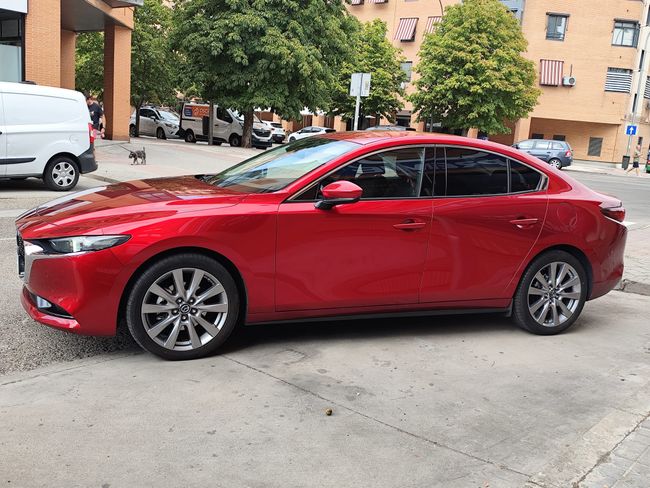Mazda 3 Mazda3 2.0 SKYACTIVG ZENITH Como Nuevo!!  - Foto 6