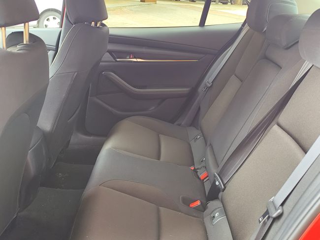 Mazda 3 Mazda3 2.0 SKYACTIVG ZENITH Como Nuevo!!  - Foto 10