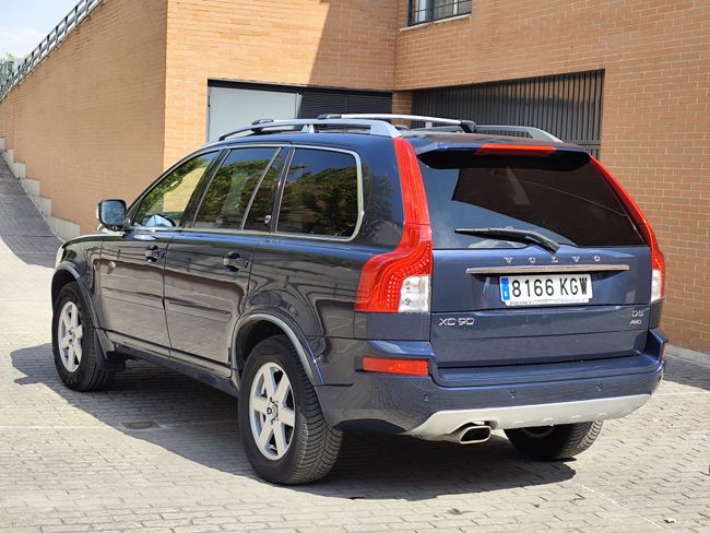 Volvo XC90 2.4 D5 AWD EXECUTIVE   - Foto 15