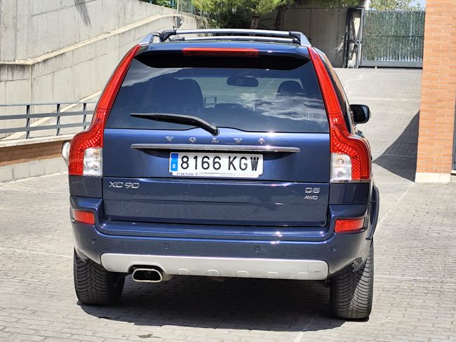 Volvo XC90 2.4 D5 AWD EXECUTIVE   - Foto 16
