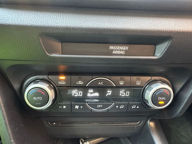 Mazda 3 2.0 SKYACTIV-G ZENITH   - Foto 13