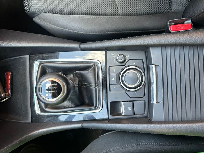 Mazda 3 2.0 SKYACTIV-G ZENITH   - Foto 14