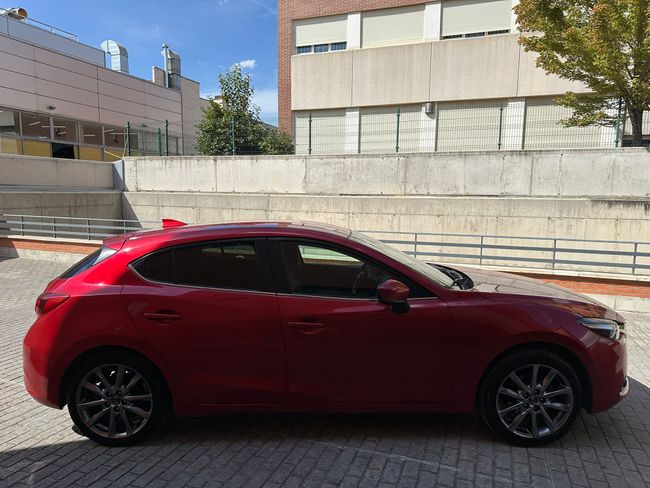 Mazda 3 2.0 SKYACTIV-G ZENITH   - Foto 8