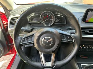 Mazda 3 2.0 SKYACTIV-G ZENITH   - Foto 10