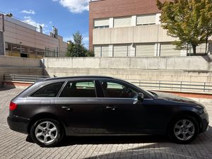 Audi A4 2.0 TDI AVANT MULTITRONIC   - Foto 8