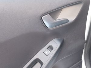 Ford Fiesta 1.1 PFI GLP TREND 5 PUERTAS   - Foto 20