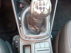 Ford Fiesta 1.1 PFI GLP TREND 5 PUERTAS   - Foto 12