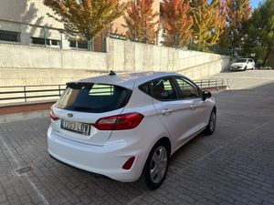 Ford Fiesta 1.1 PFI GLP TREND 5 PUERTAS   - Foto 3