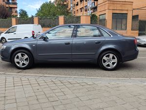 Audi A4 2.0 TDI   - Foto 8