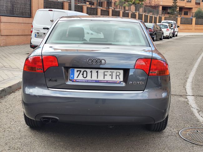 Audi A4 2.0 TDI   - Foto 7