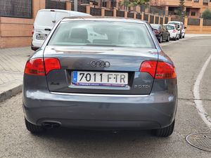Audi A4 2.0 TDI   - Foto 7