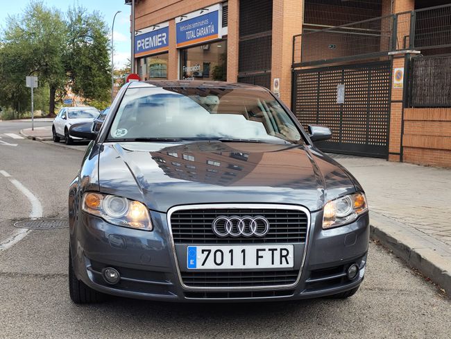Audi A4 2.0 TDI   - Foto 9