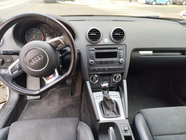 Audi A3 2.0 TDI S-LINE SPORTBACK   - Foto 13