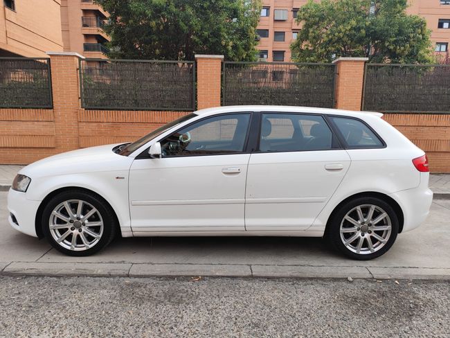 Audi A3 2.0 TDI S-LINE SPORTBACK   - Foto 8