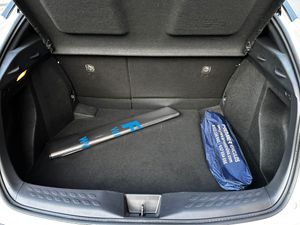 Toyota C-HR 1.8 125H ADVANCE   - Foto 12