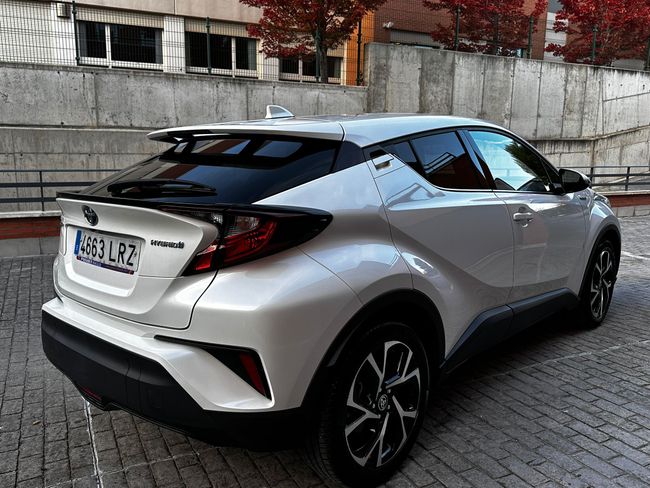 Toyota C-HR 1.8 125H ADVANCE   - Foto 11