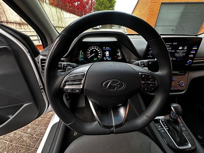 Hyundai IONIQ 1.6 GDI HEV KLASS DCT   - Foto 12