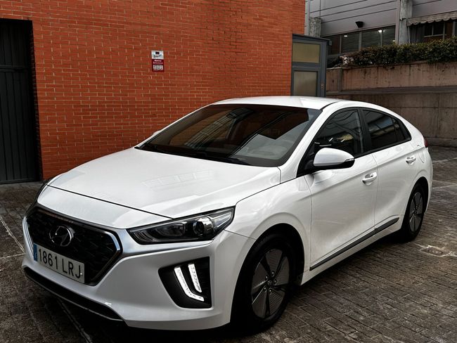 Hyundai IONIQ 1.6 GDI HEV KLASS DCT   - Foto 5